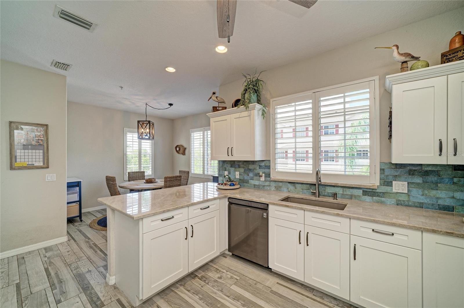 RIVERBAY TWNHMS PH TWO - Residential