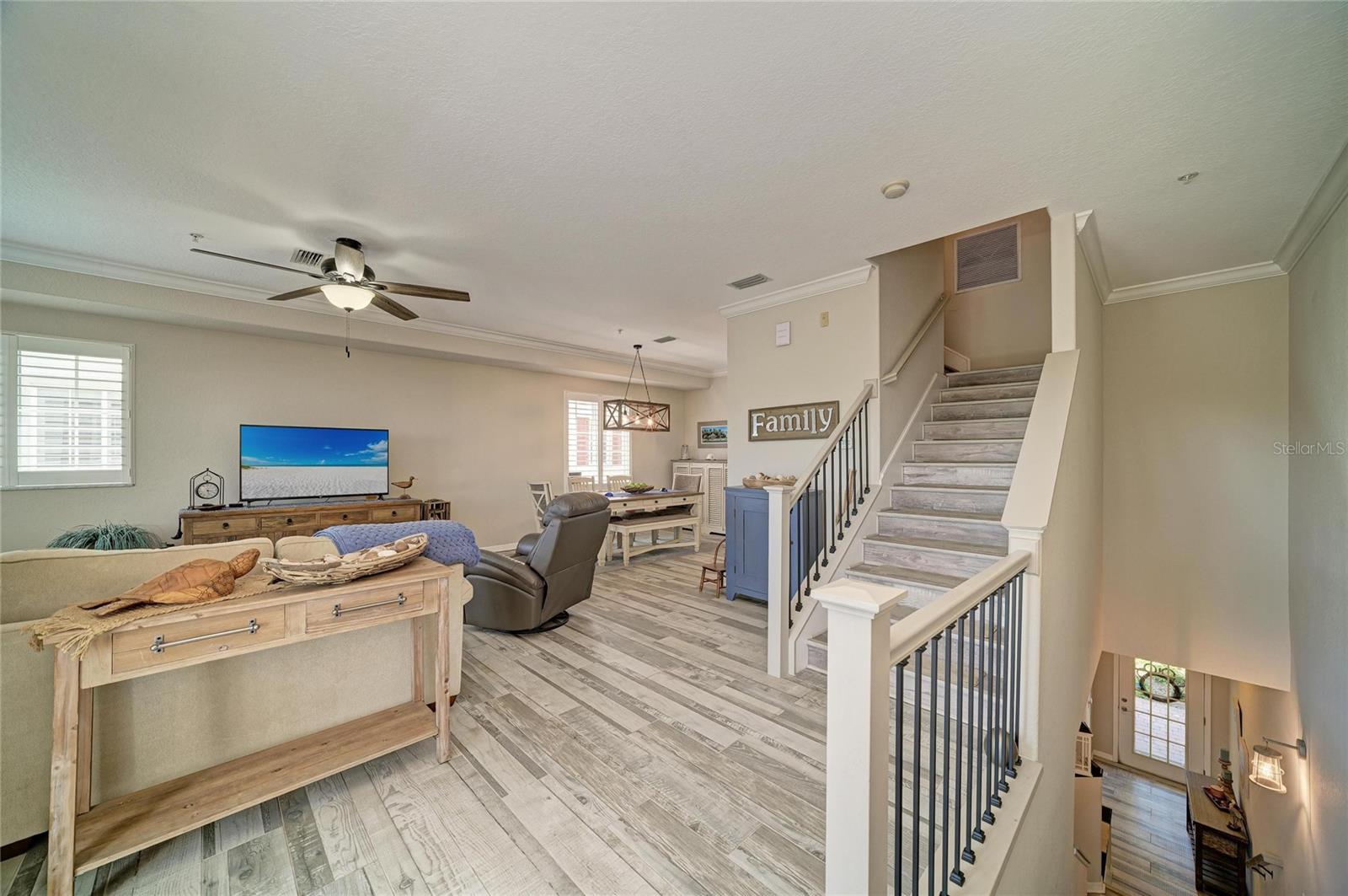 RIVERBAY TWNHMS PH TWO - Residential