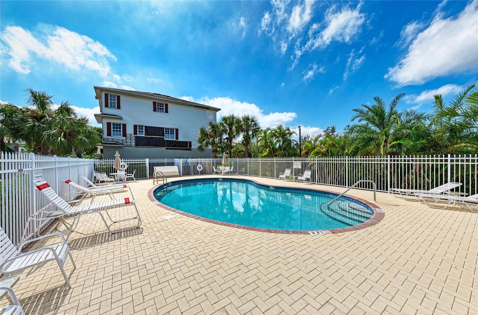 RIVERBAY TWNHMS PH TWO - Residential