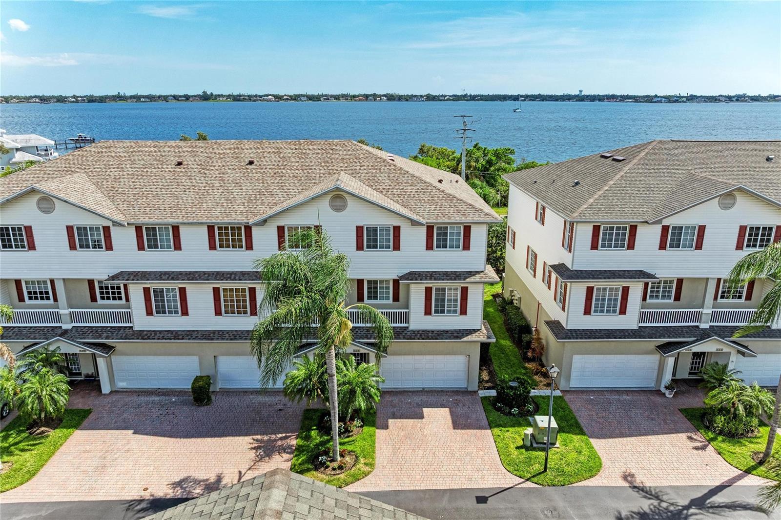RIVERBAY TWNHMS PH TWO - Residential