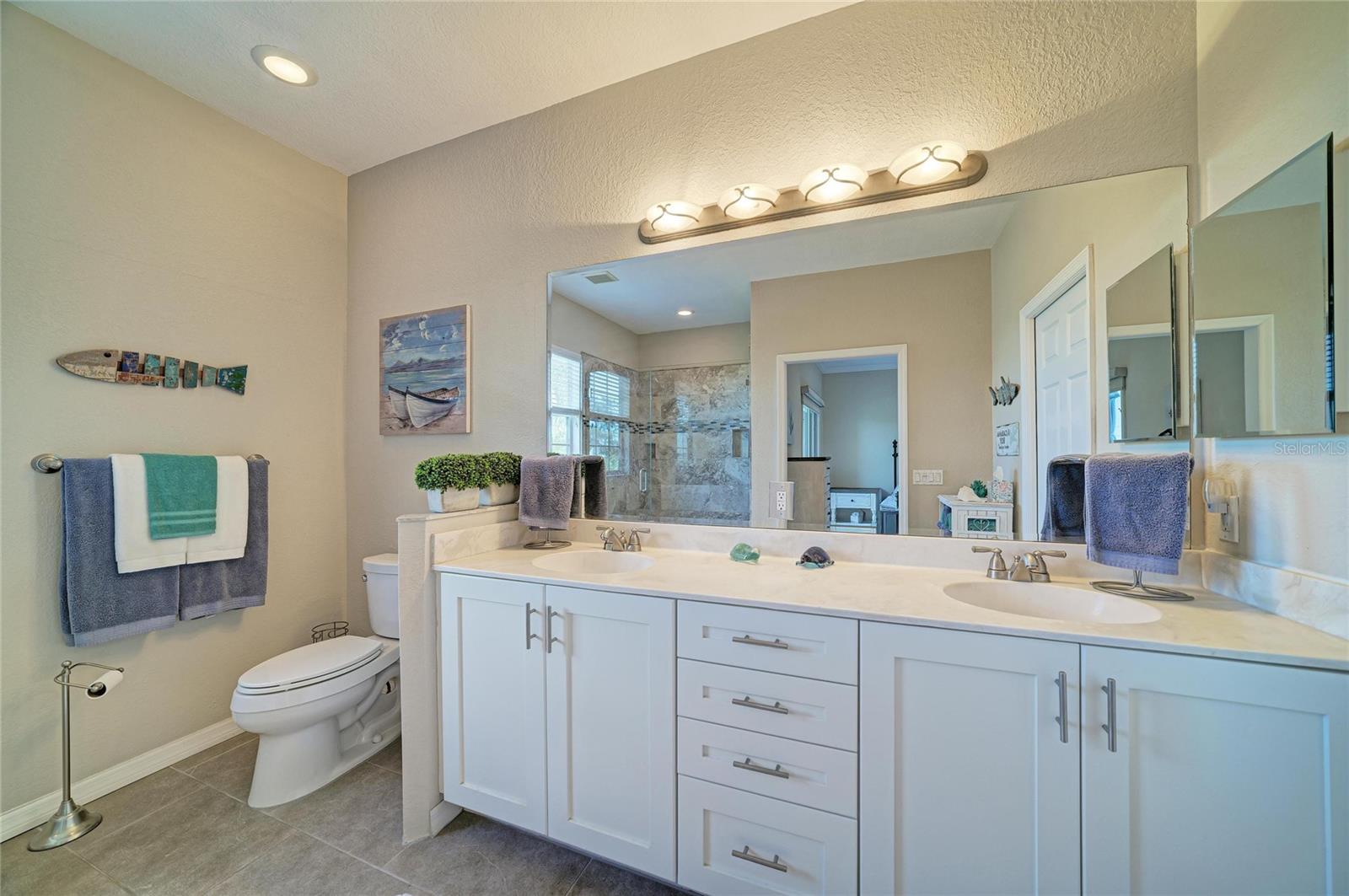 RIVERBAY TWNHMS PH TWO - Residential