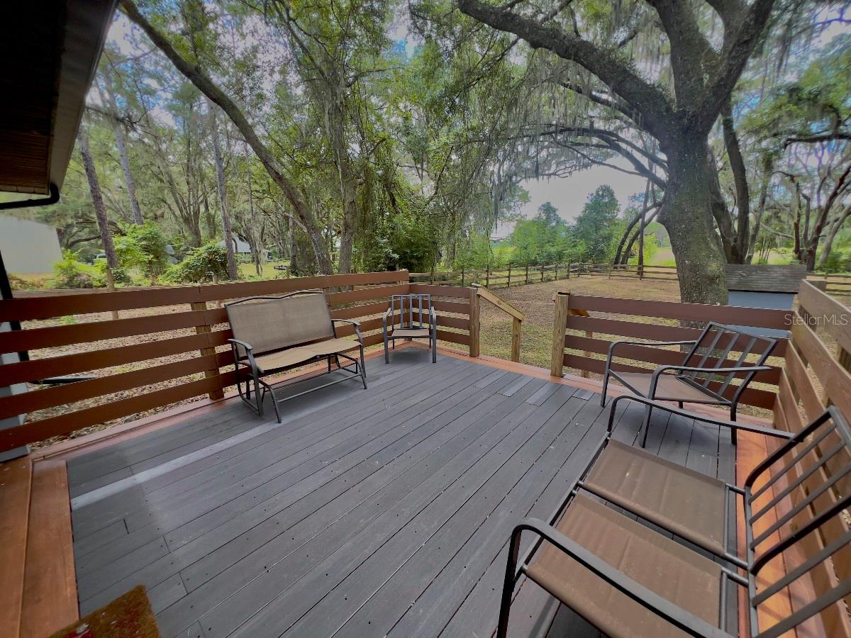 RAINBOW LAKES ESTATE - Residential