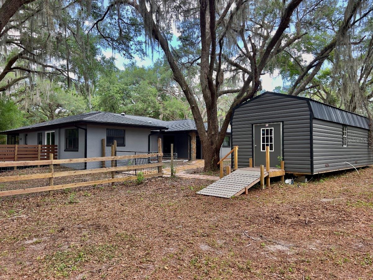 RAINBOW LAKES ESTATE - Residential