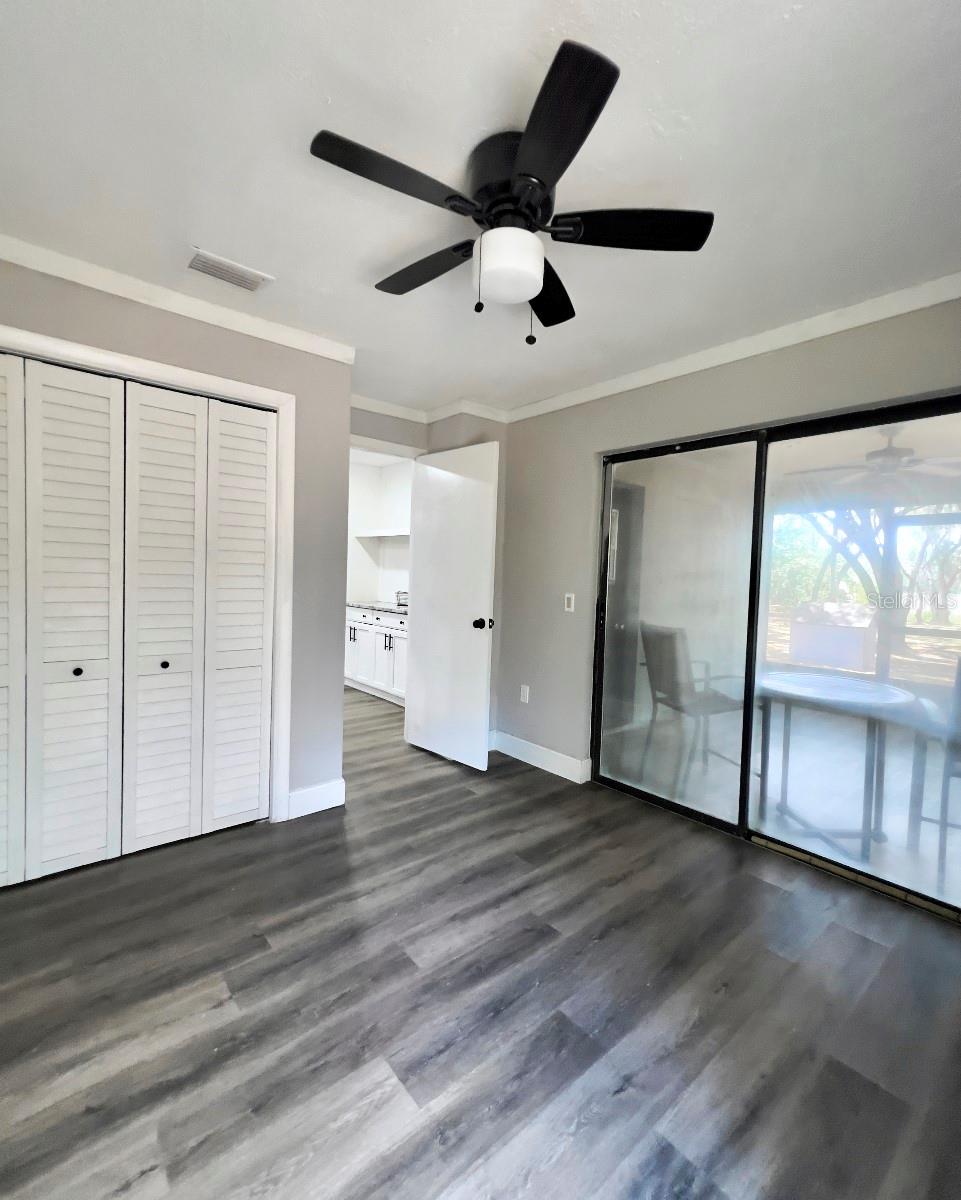 RAINBOW LAKES ESTATE - Residential