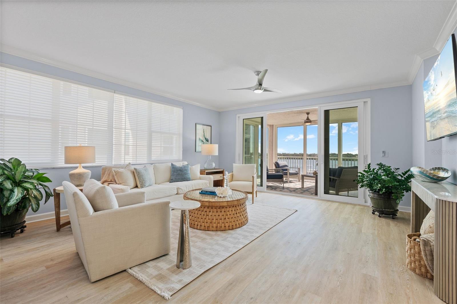 DOLPHIN BAY - Residential