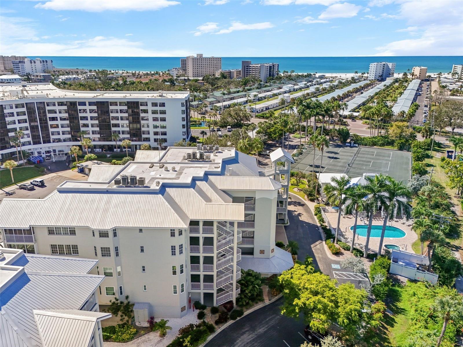 DOLPHIN BAY - Residential