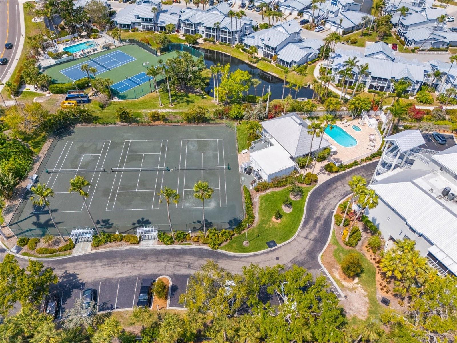 DOLPHIN BAY - Residential