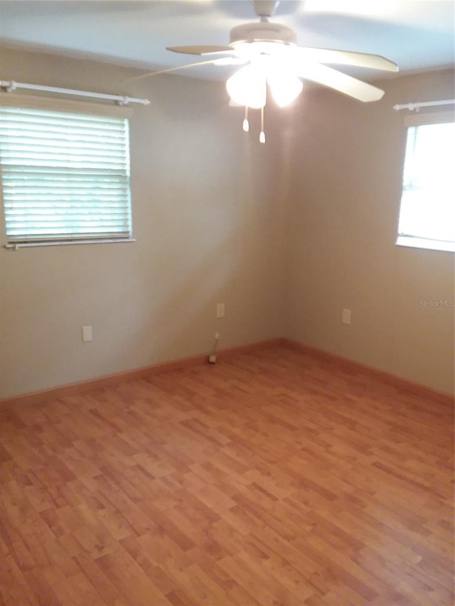 PINE LAKE - Residential