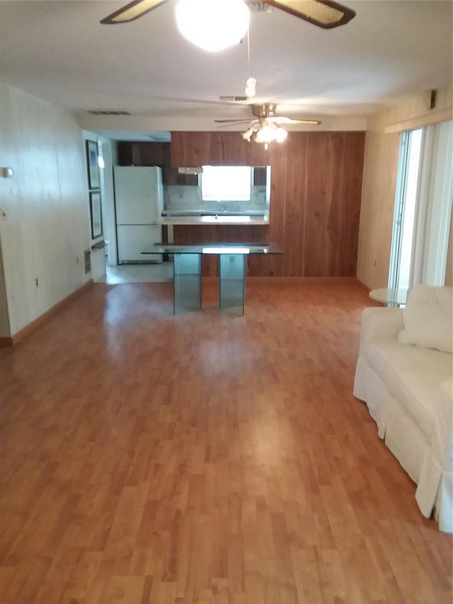 PINE LAKE - Residential