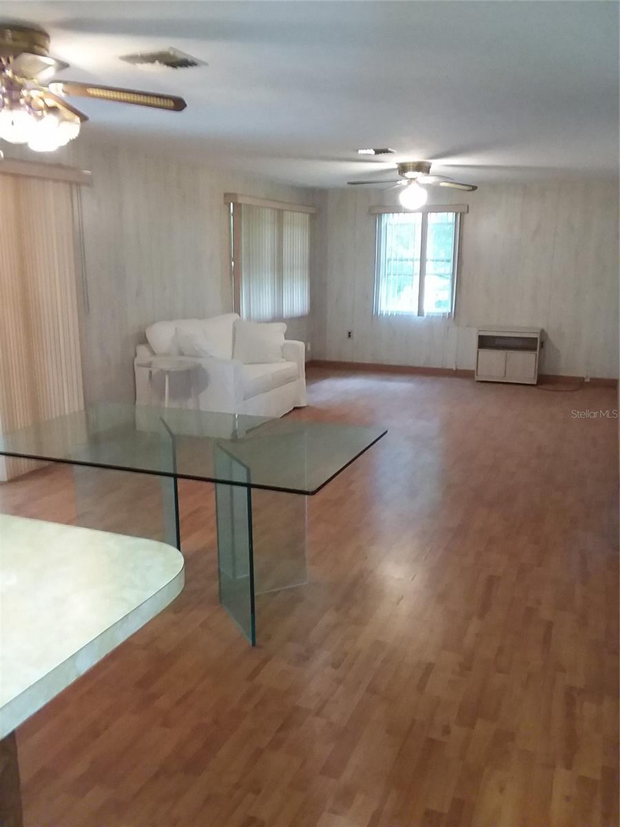 PINE LAKE - Residential
