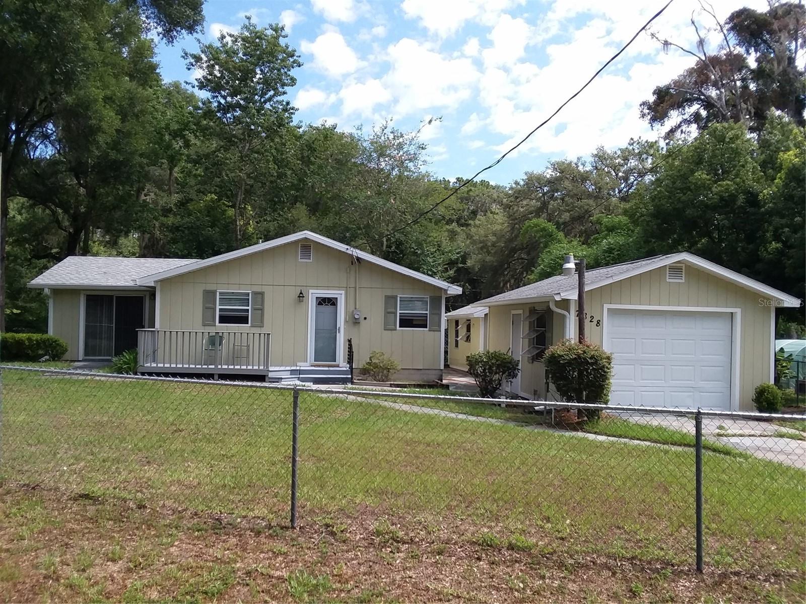 PINE LAKE - Residential