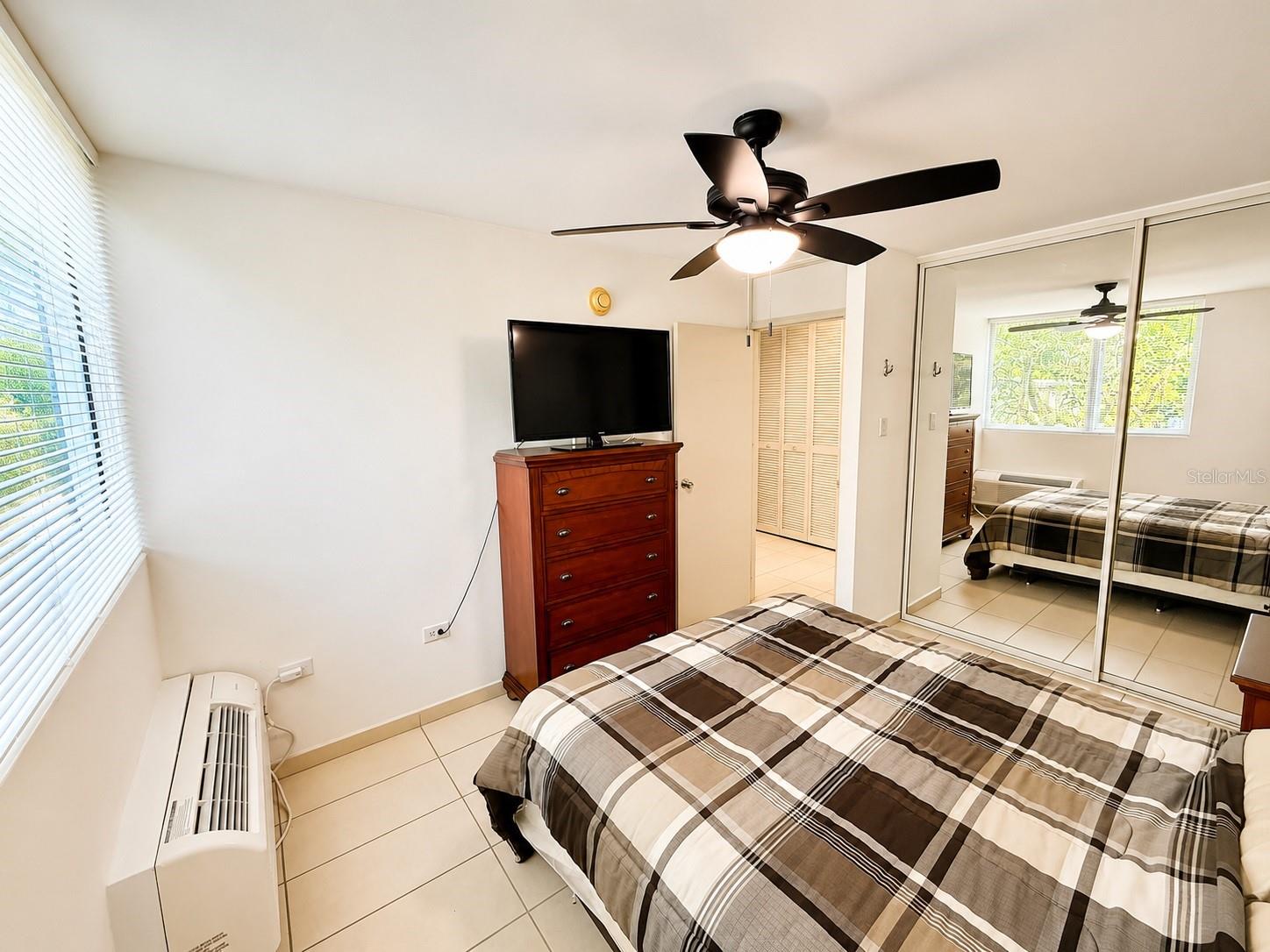 CONDADO LES COURS - Residential