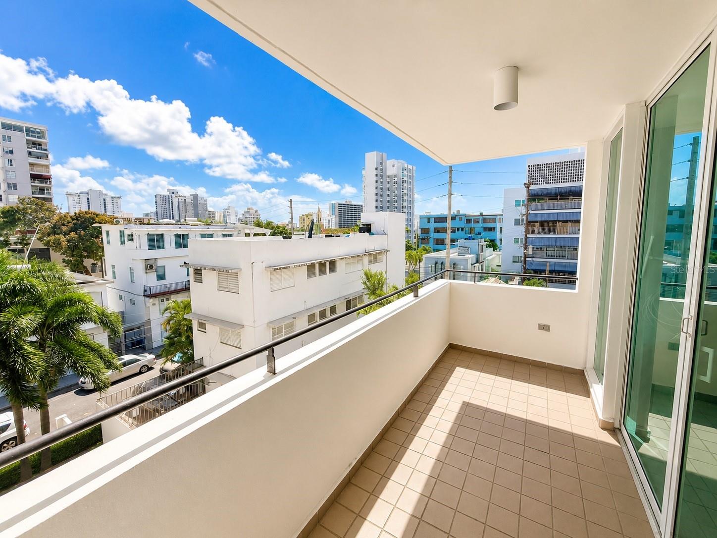 CONDADO LES COURS - Residential