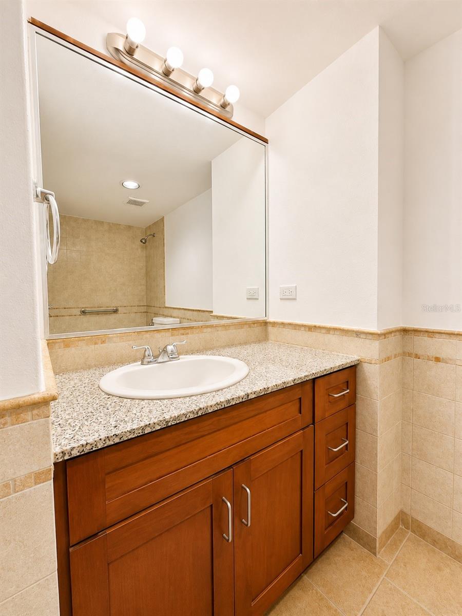 CONDADO LES COURS - Residential