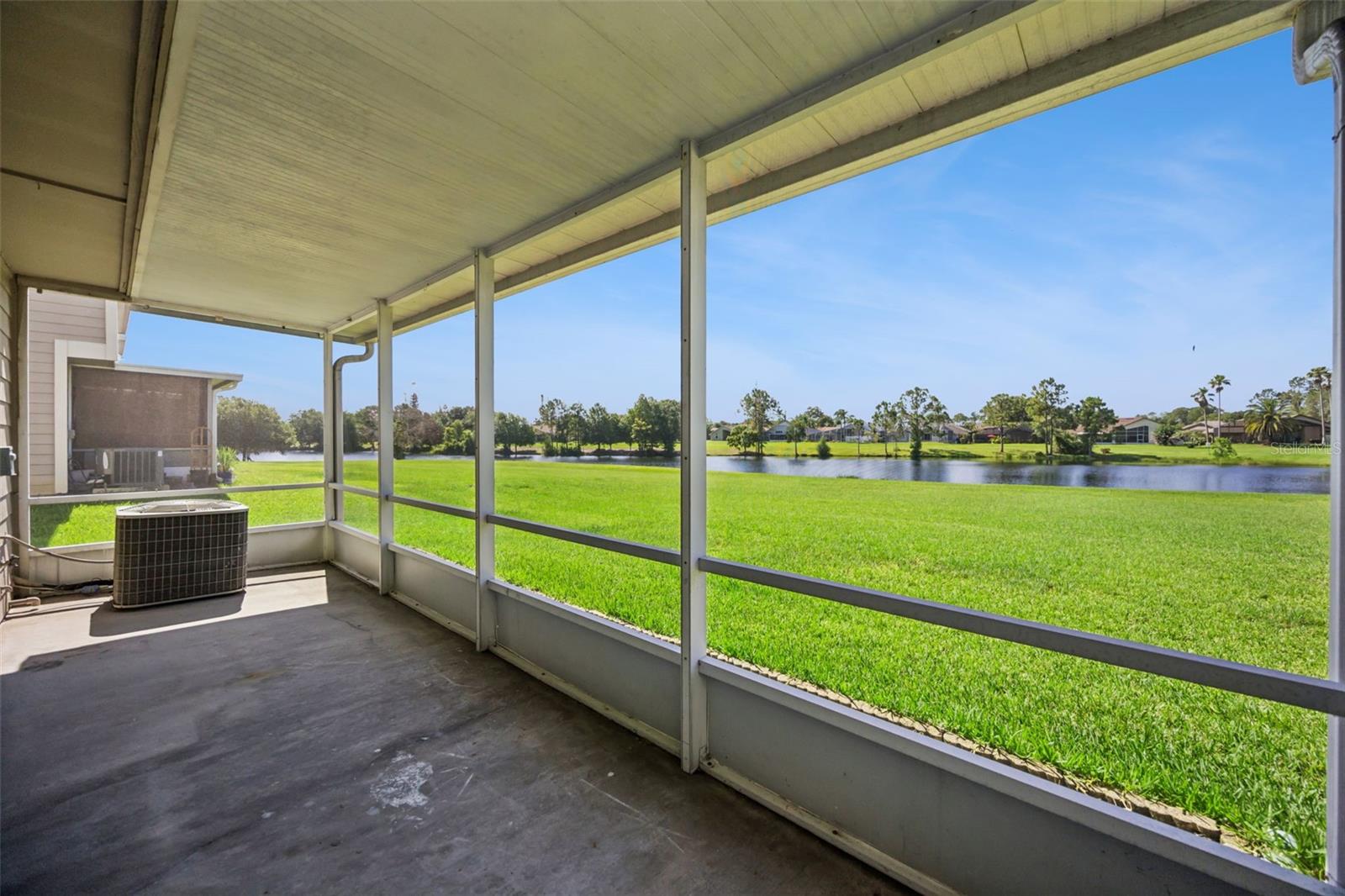 THATCHERS LANDING CONDO 03 - Residential