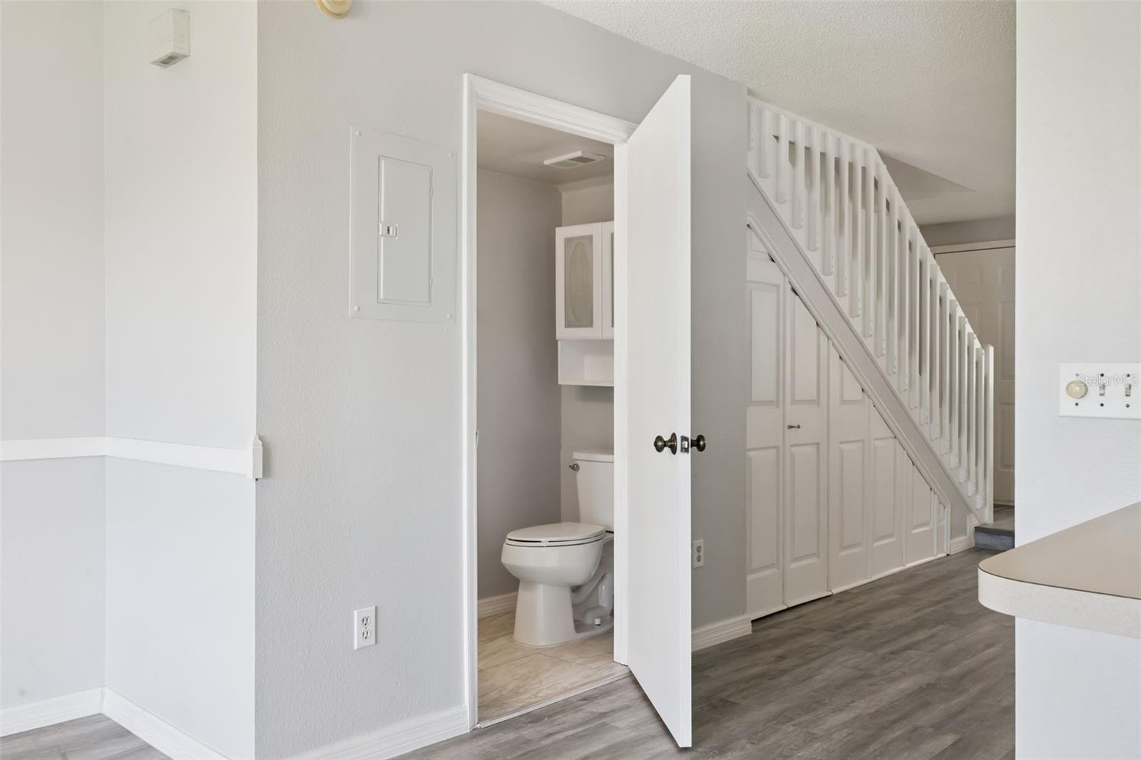 THATCHERS LANDING CONDO 03 - Residential