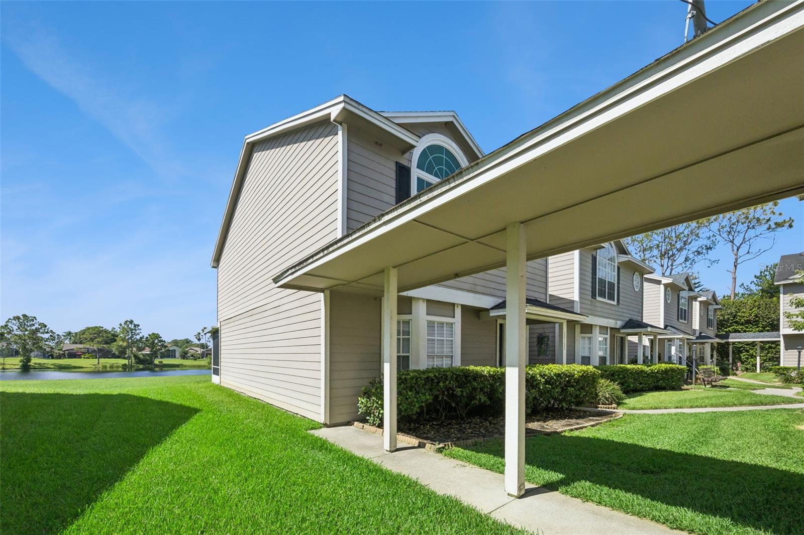 THATCHERS LANDING CONDO 03 - Residential