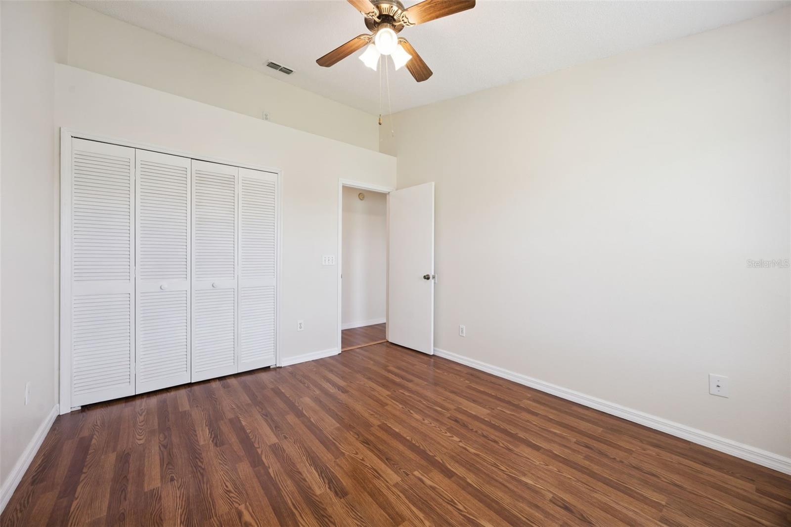 THATCHERS LANDING CONDO 03 - Residential