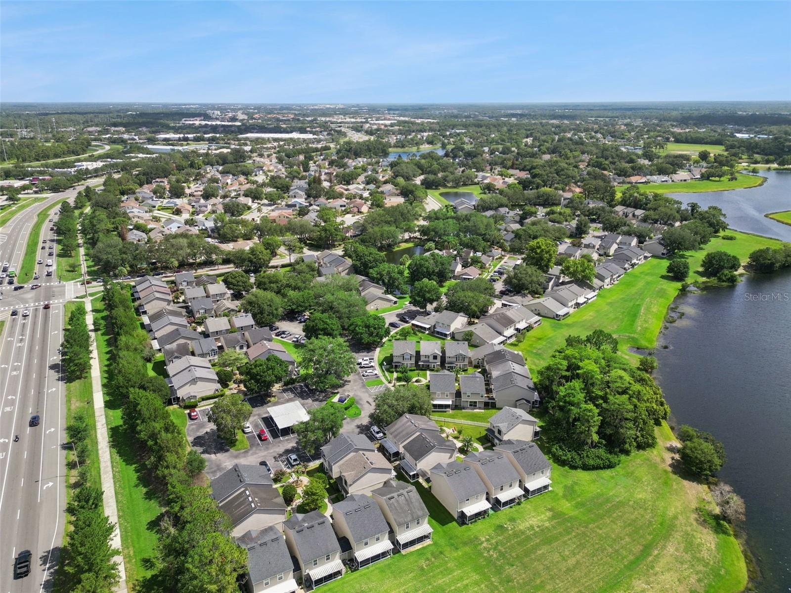 THATCHERS LANDING CONDO 03 - Residential