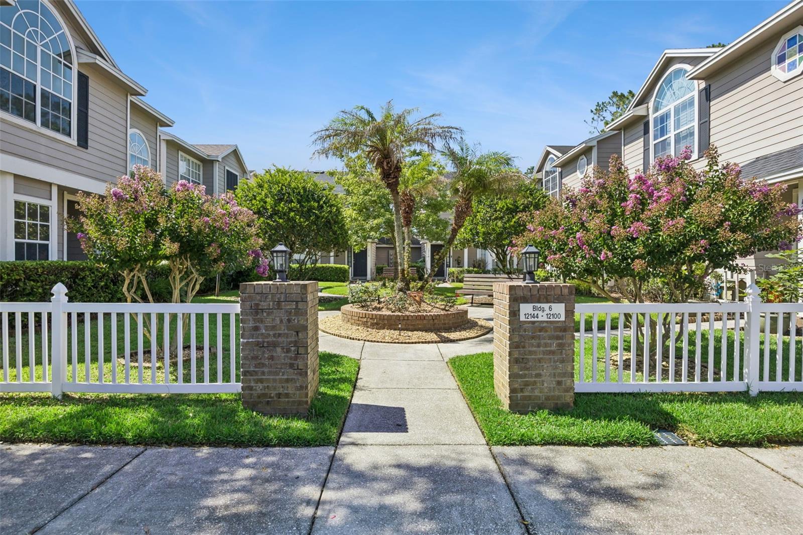 THATCHERS LANDING CONDO 03 - Residential