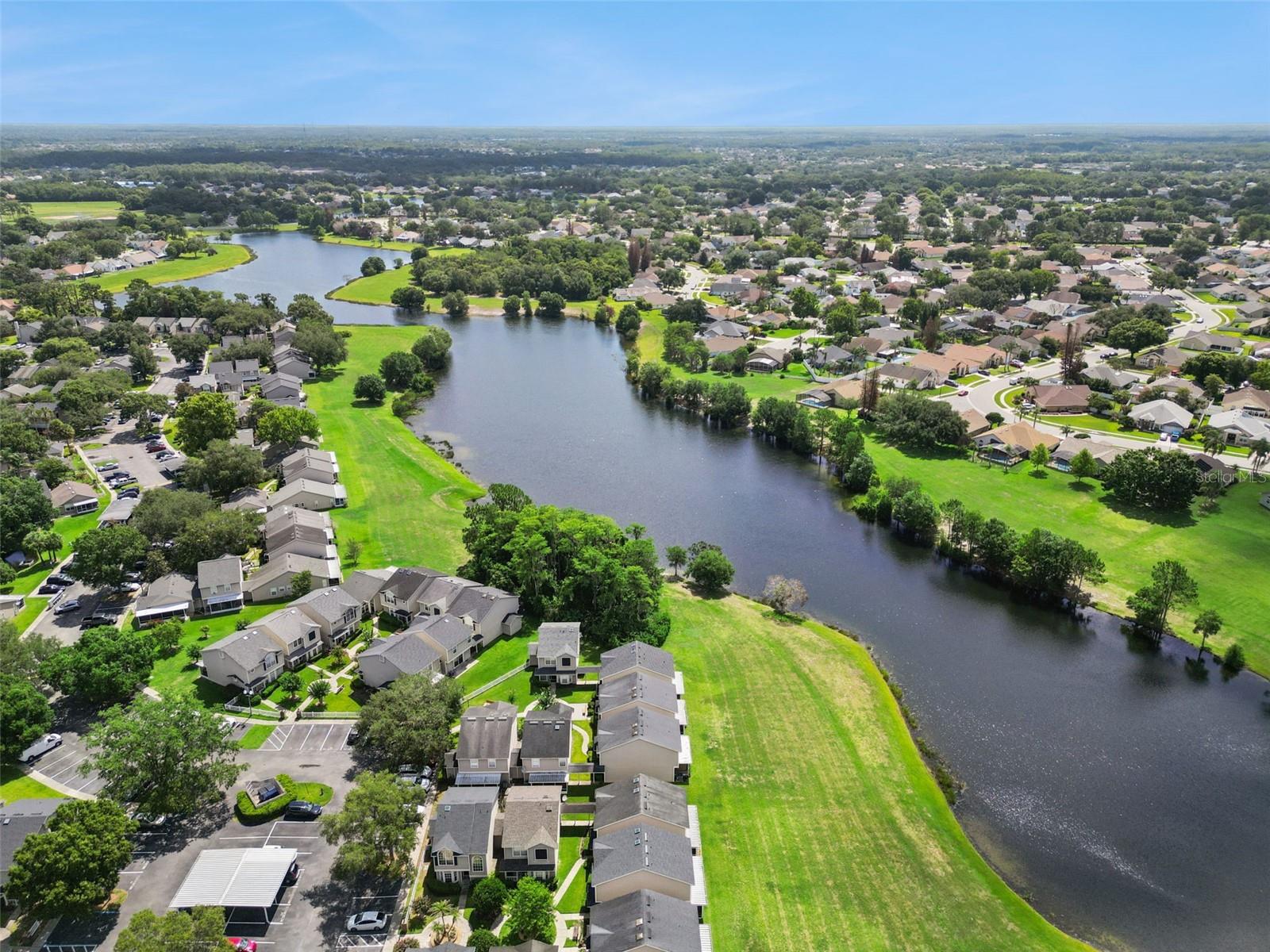 THATCHERS LANDING CONDO 03 - Residential