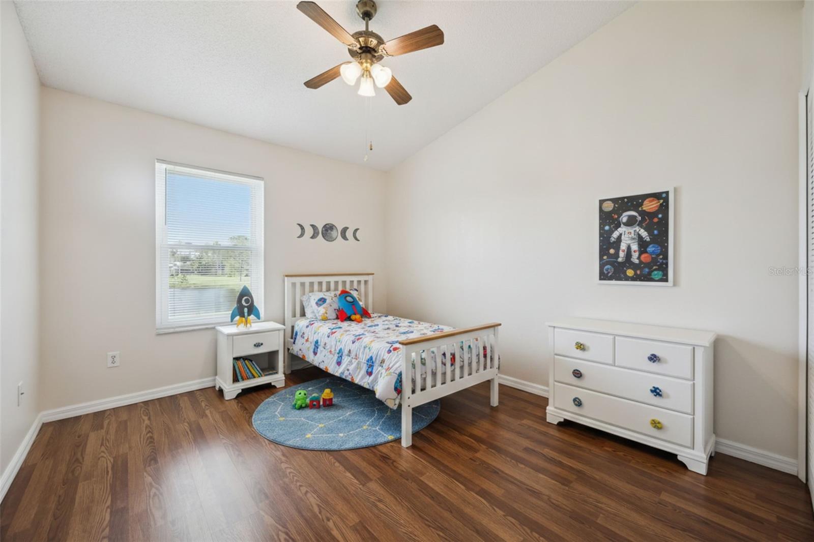 THATCHERS LANDING CONDO 03 - Residential