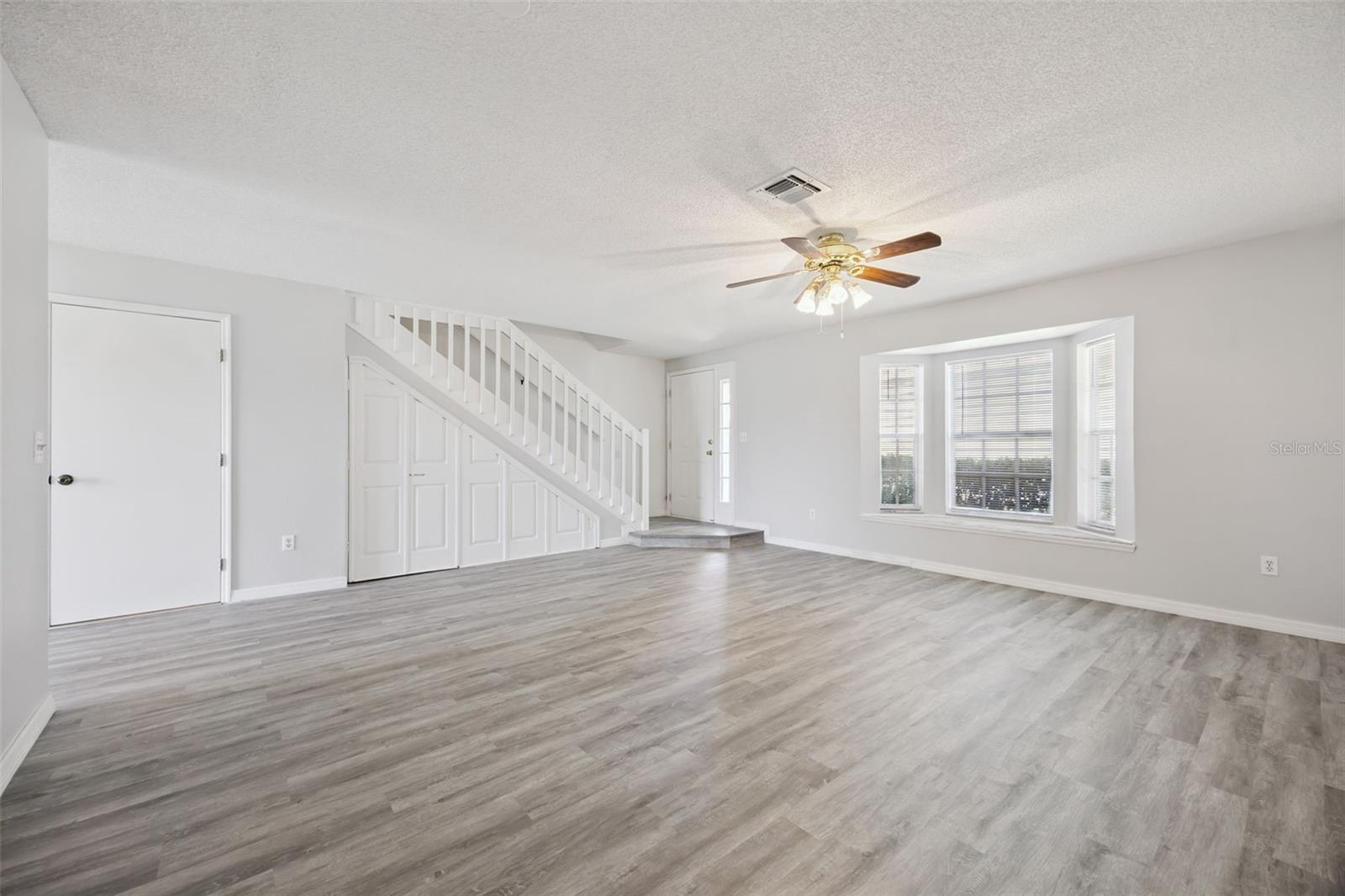 THATCHERS LANDING CONDO 03 - Residential