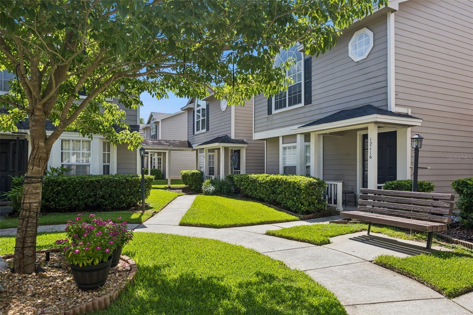 THATCHERS LANDING CONDO 03 - Residential