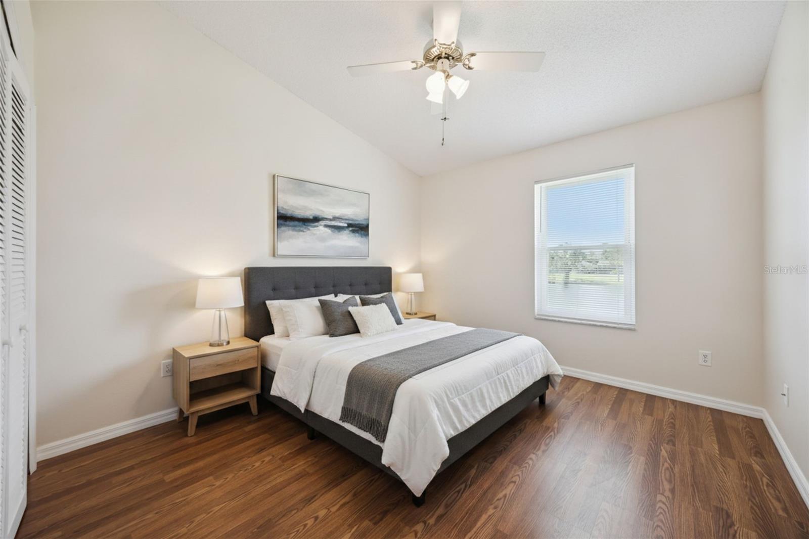 THATCHERS LANDING CONDO 03 - Residential