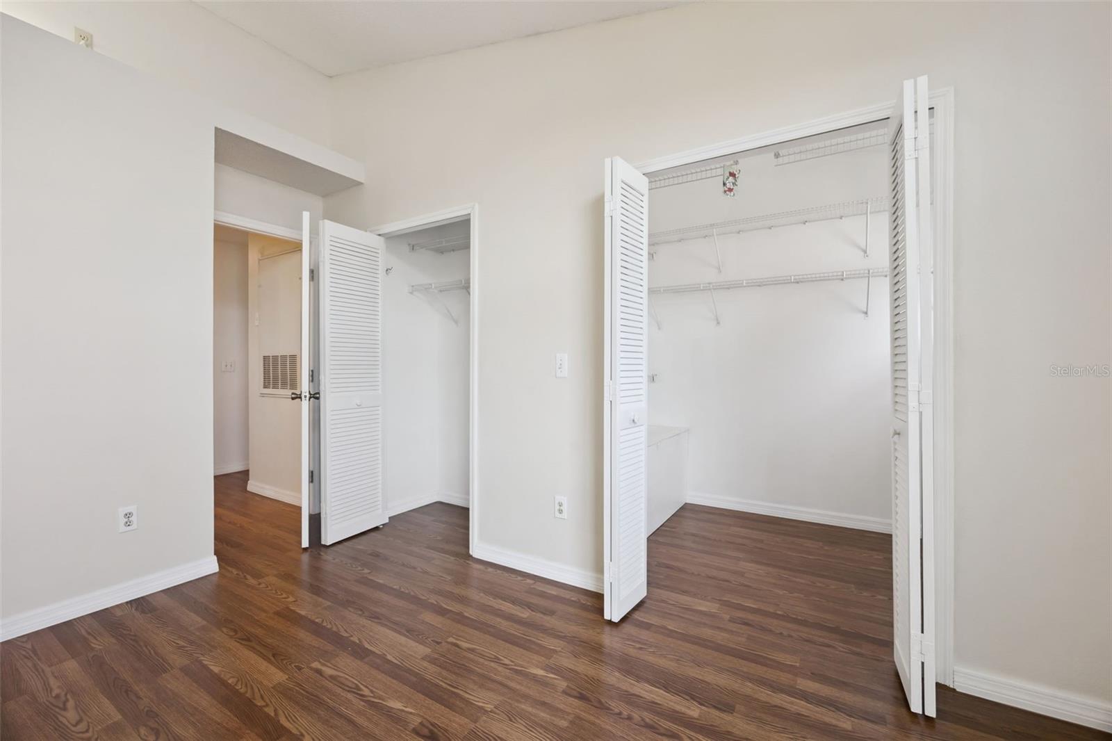 THATCHERS LANDING CONDO 03 - Residential