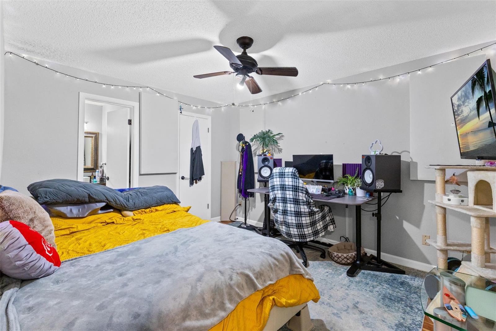 TRADEWINDS - Residential