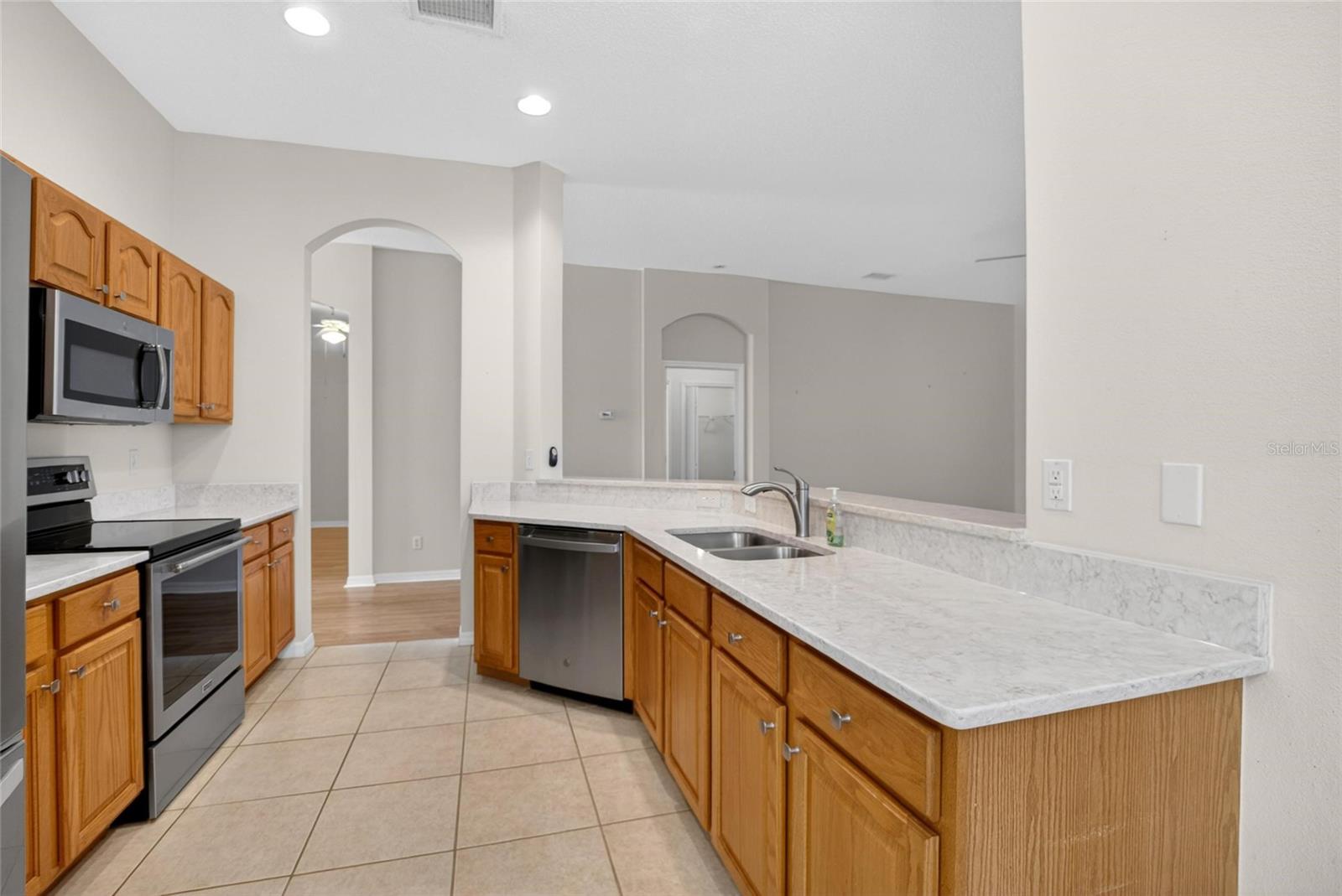DEVONSHIRE CONDO - Residential