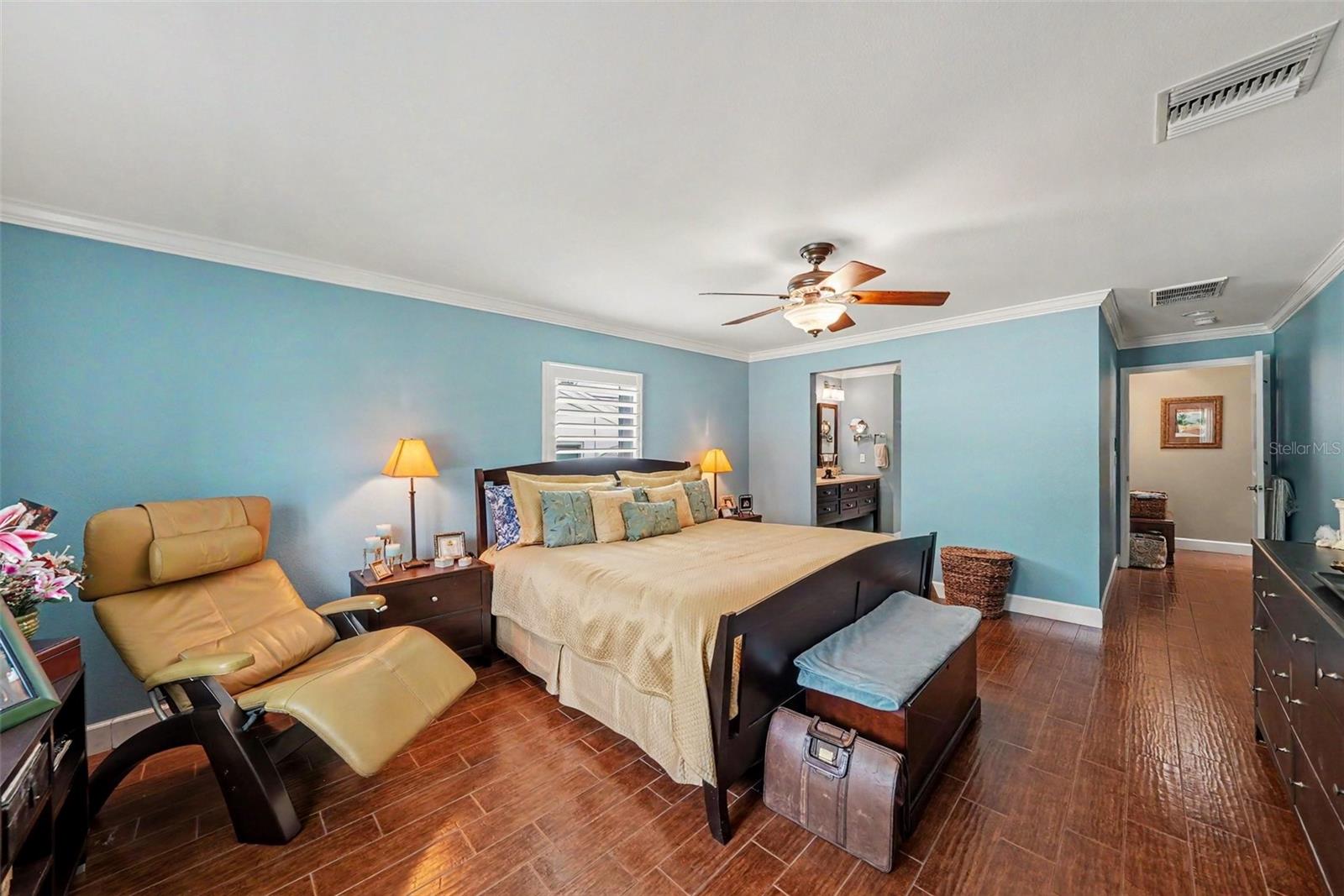 DEL ORO GROVES - Residential