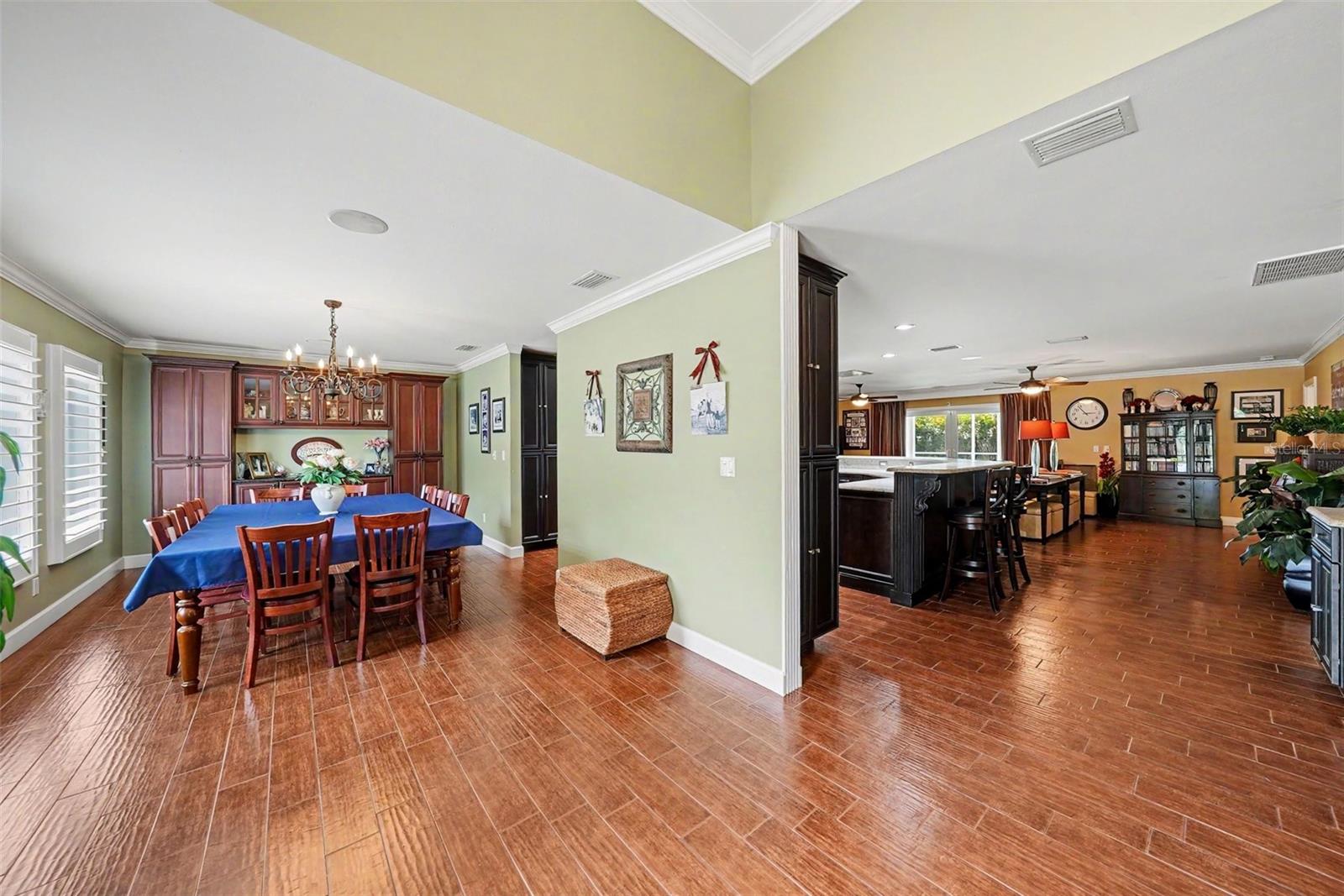 DEL ORO GROVES - Residential
