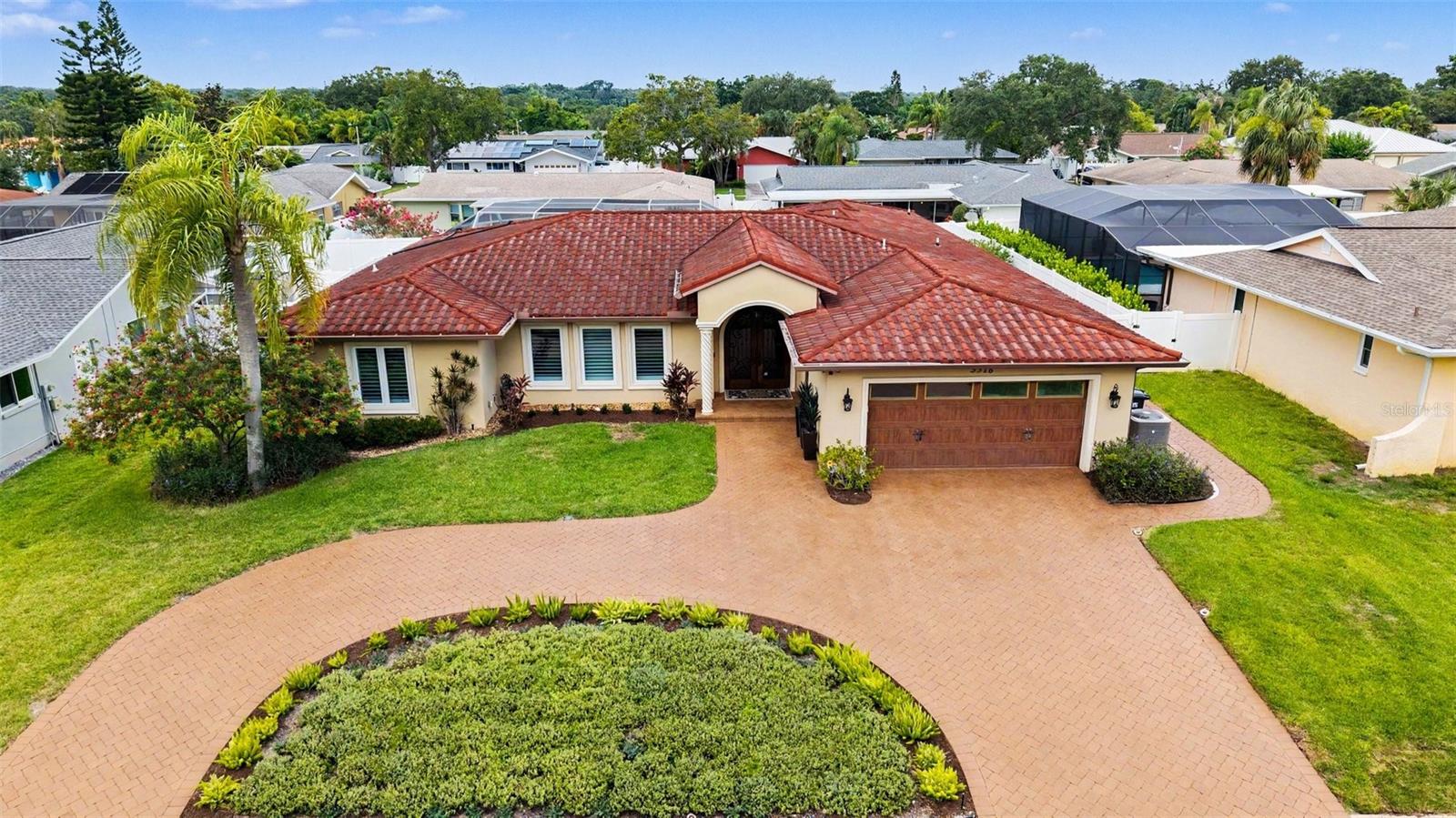 DEL ORO GROVES - Residential