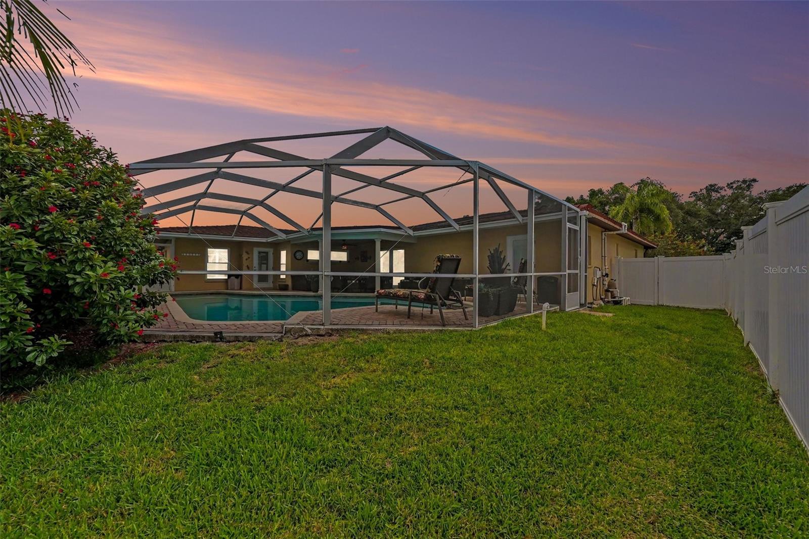 DEL ORO GROVES - Residential