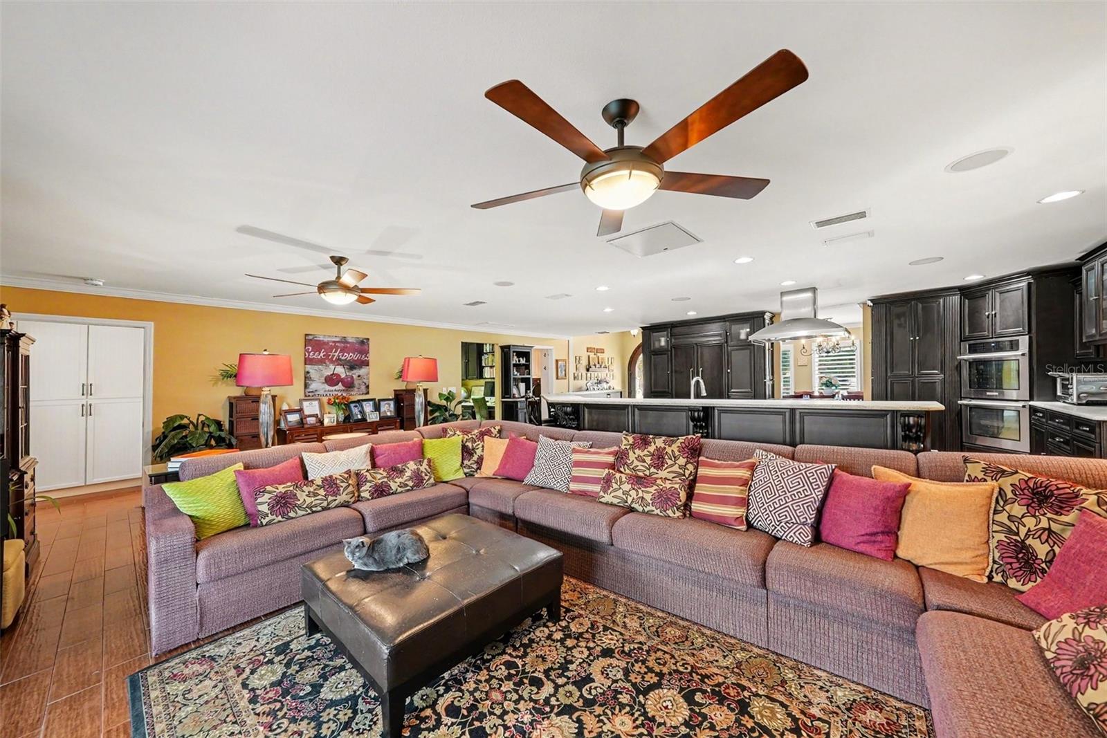 DEL ORO GROVES - Residential