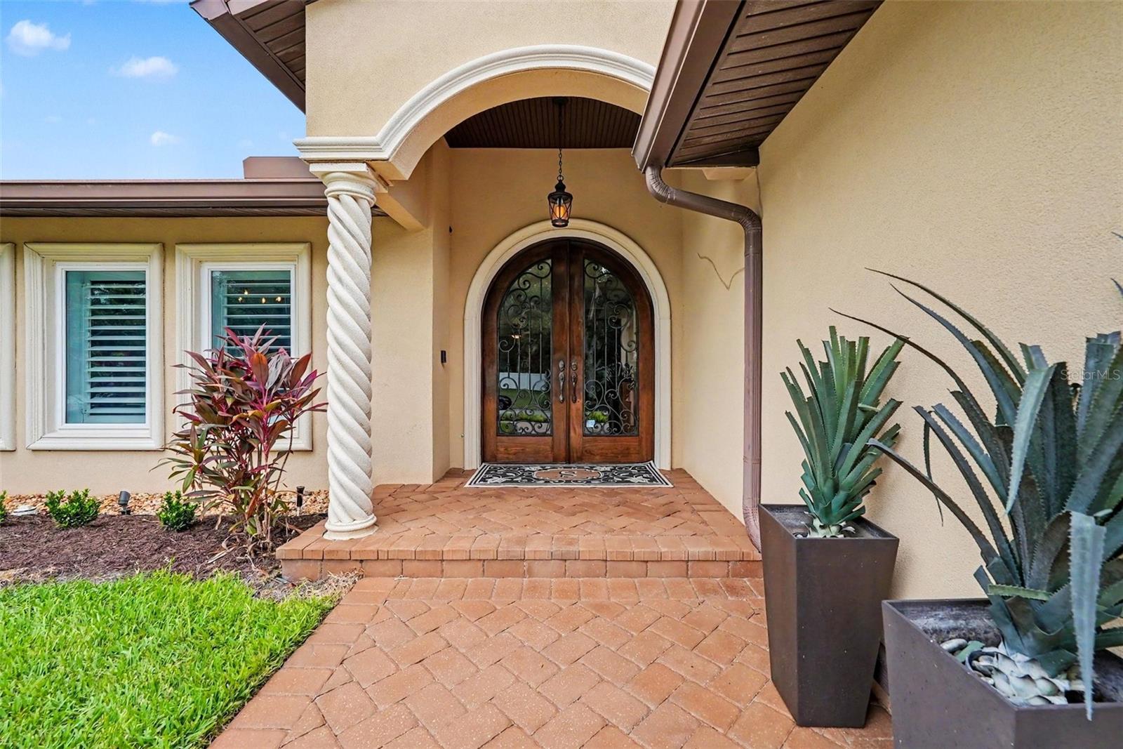 DEL ORO GROVES - Residential