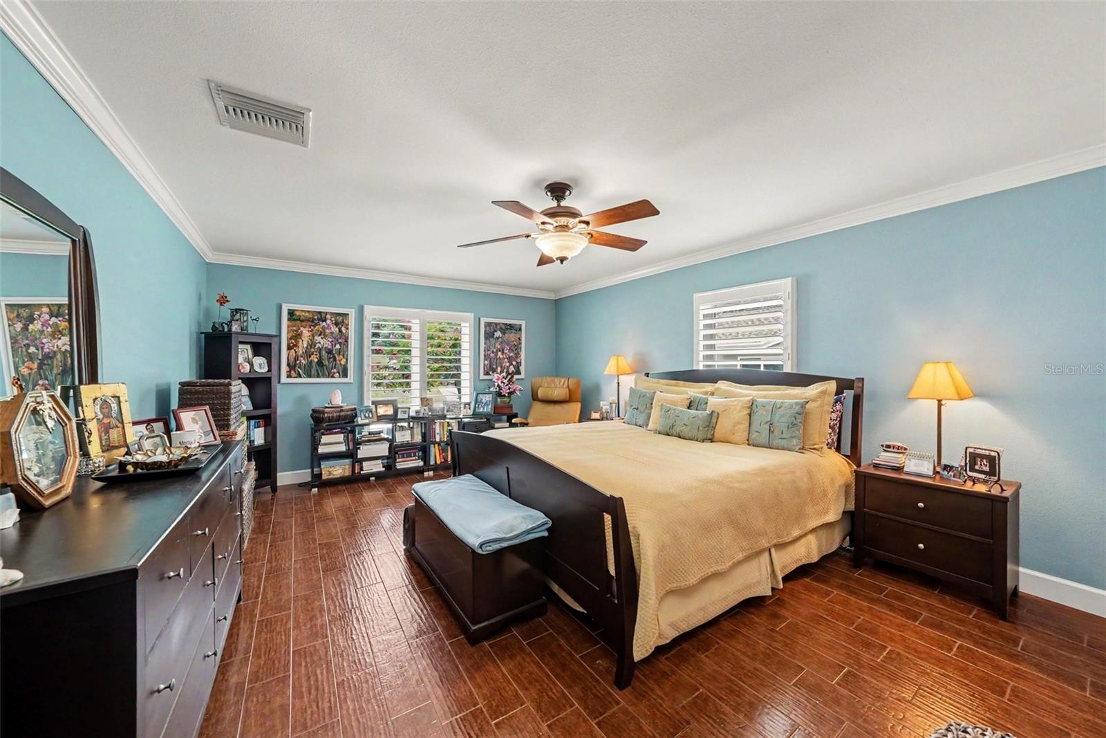 DEL ORO GROVES - Residential