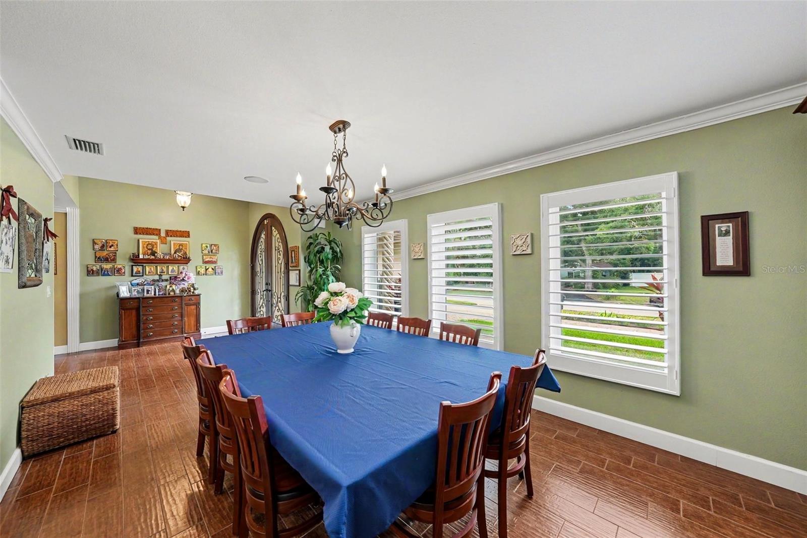DEL ORO GROVES - Residential