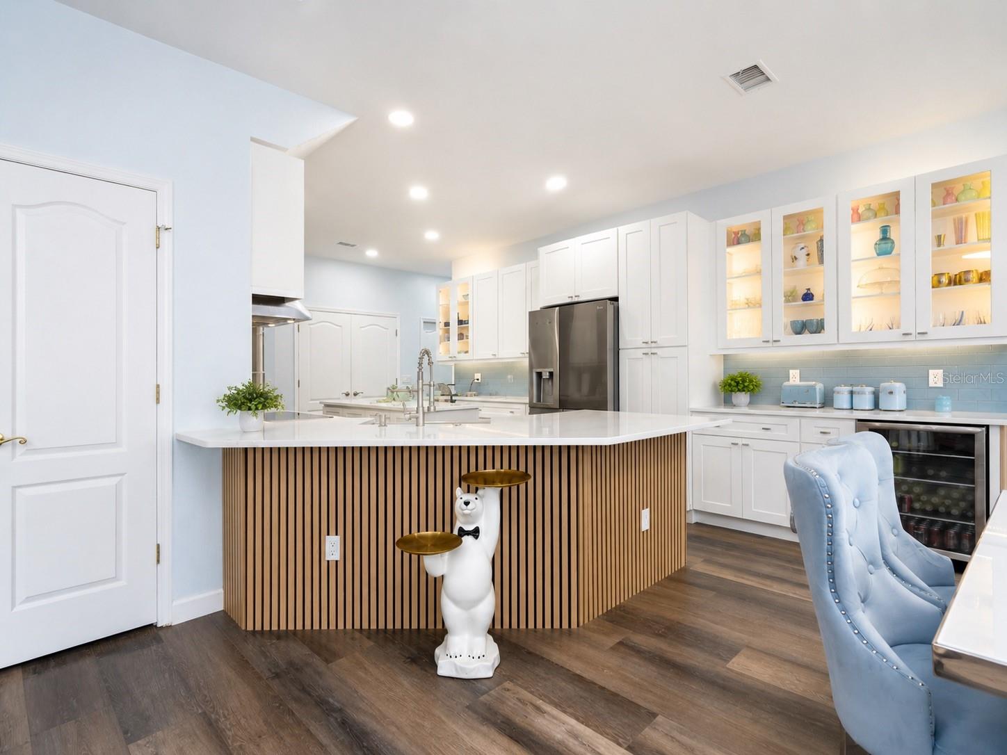 WESTMINSTER LANDING PH 01 - Residential