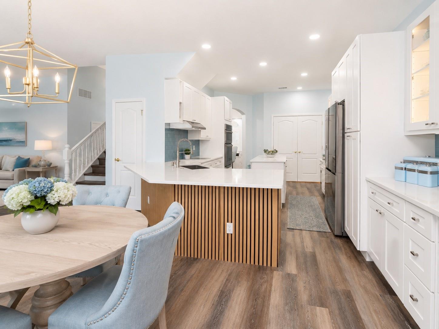 WESTMINSTER LANDING PH 01 - Residential