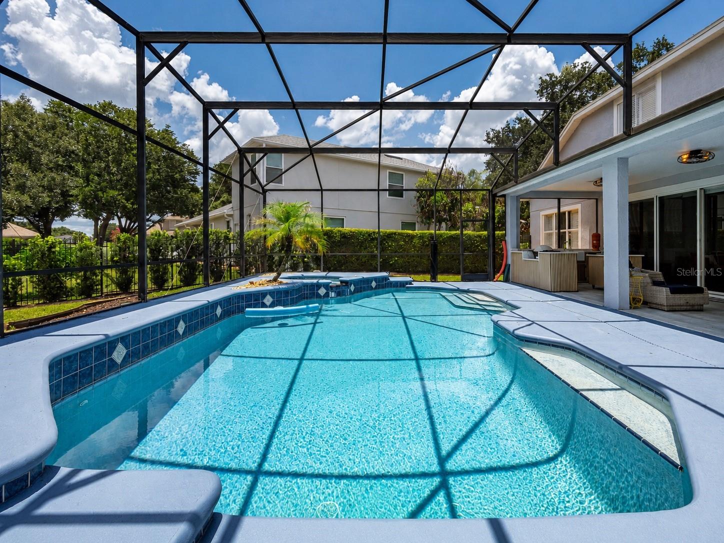 WESTMINSTER LANDING PH 01 - Residential
