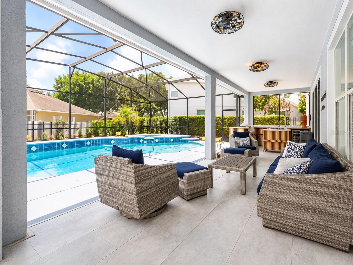 WESTMINSTER LANDING PH 01 - Residential