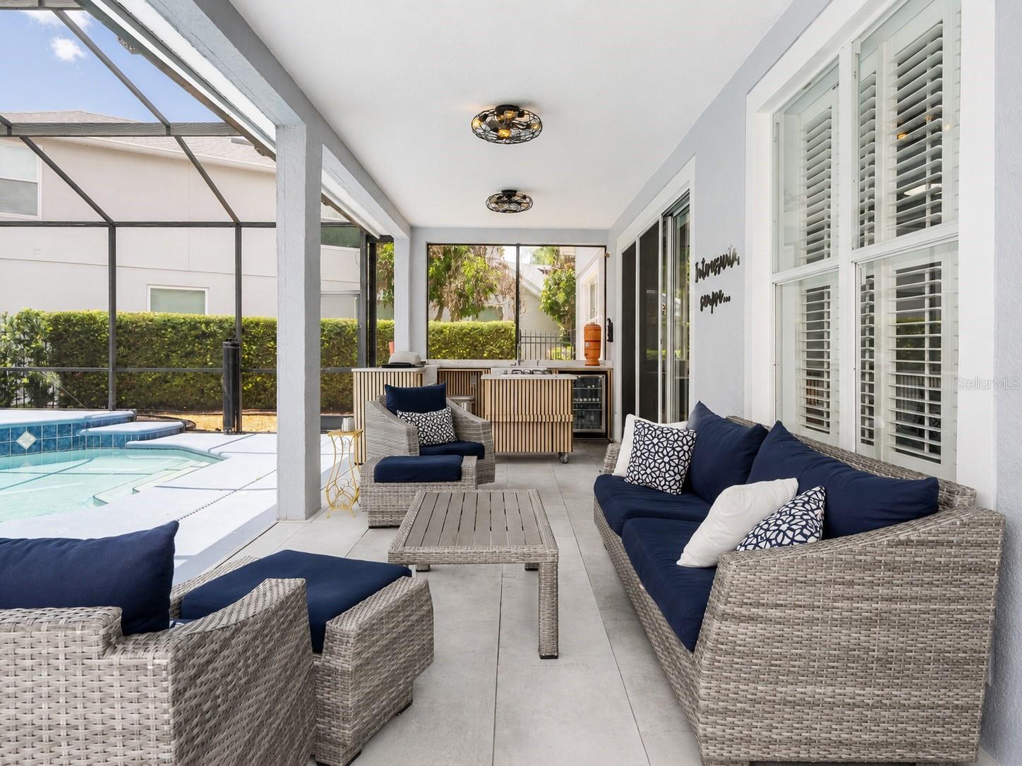 WESTMINSTER LANDING PH 01 - Residential