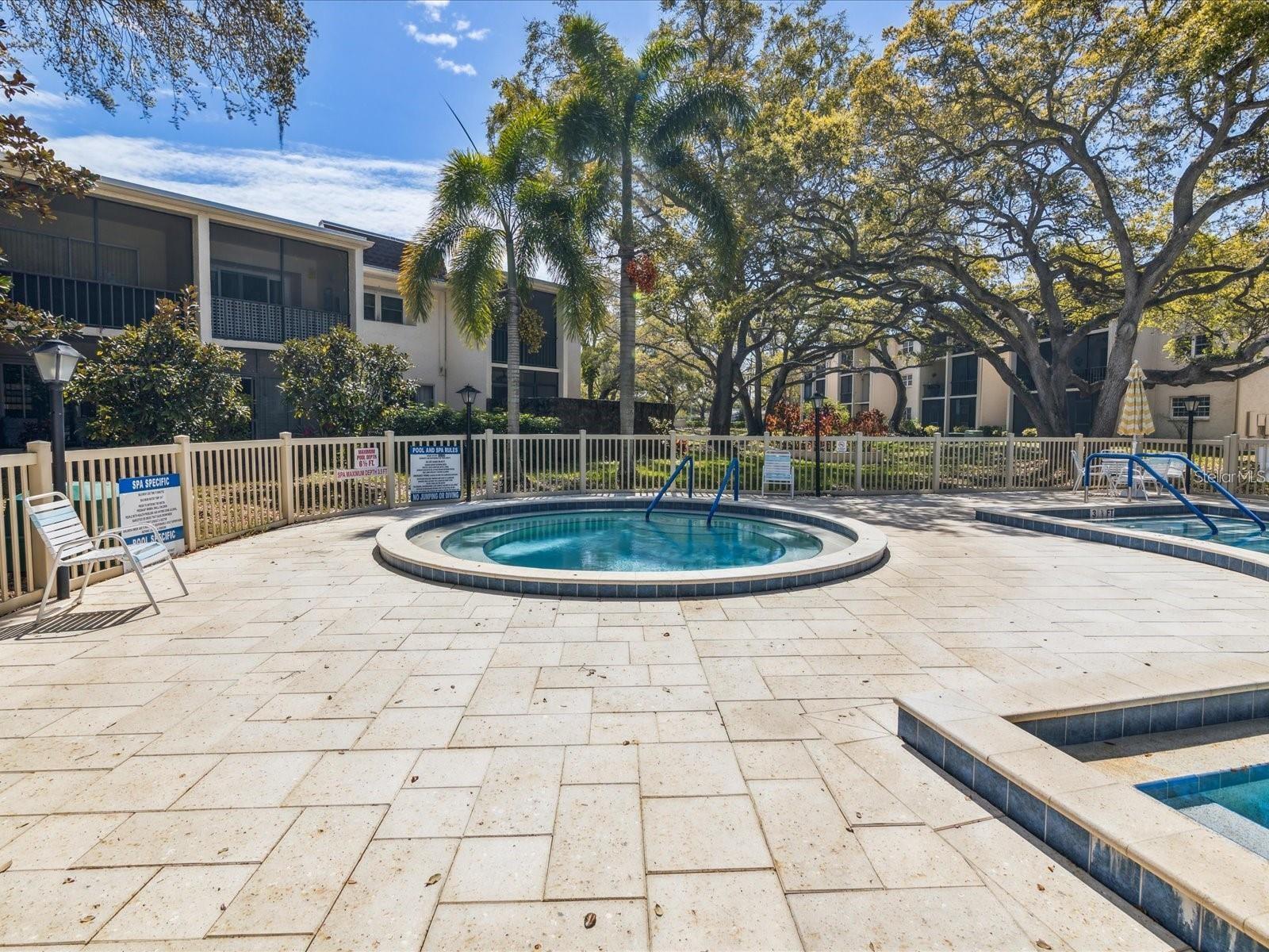 PATRICIAN OAKS - Residential