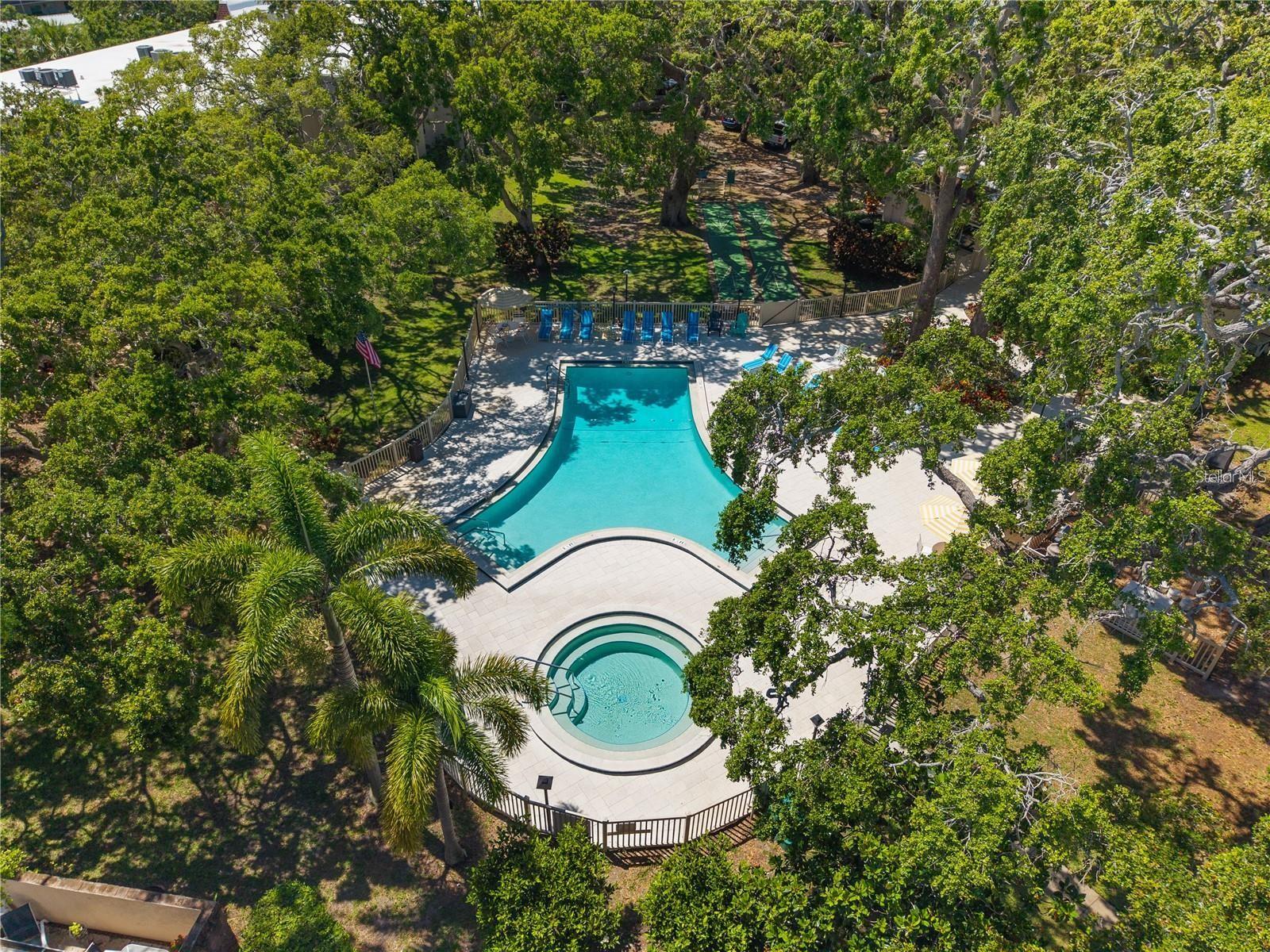 PATRICIAN OAKS - Residential