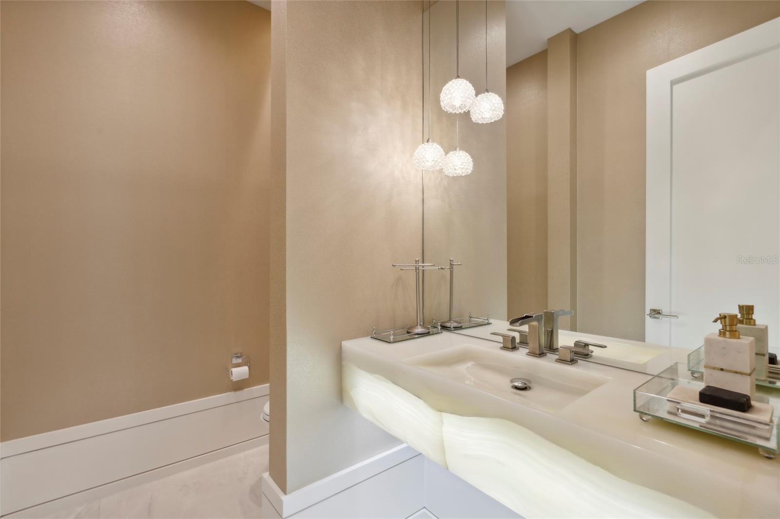 KEENES POINTE - Residential