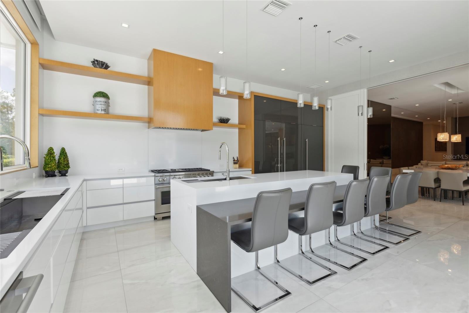 KEENES POINTE - Residential
