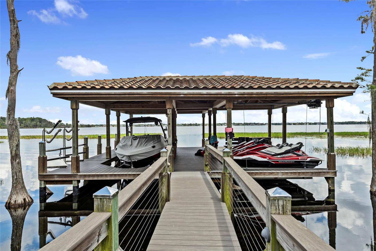KEENES POINTE - Residential